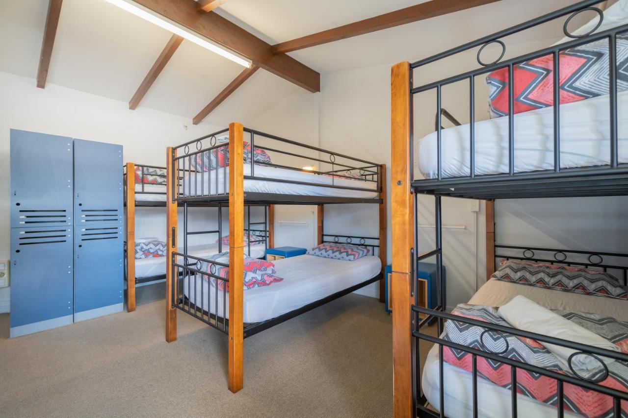 Te Anau Central Backpackers Buitenkant foto